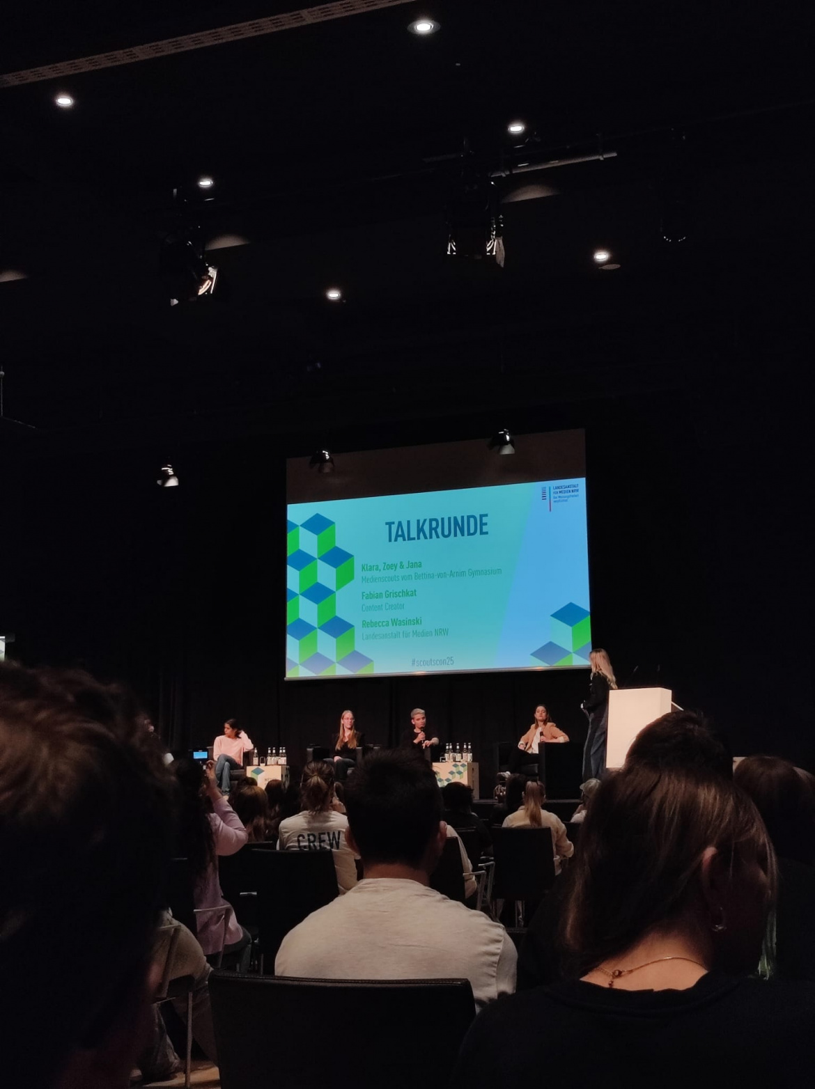 5c508267-2dfc-46c0-90c5-035a2b3bce8c